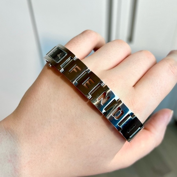 Fendi Accessories - Fendi Logo Watch 14mm Working Condition
